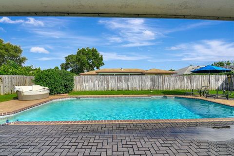 A home in Lake Worth