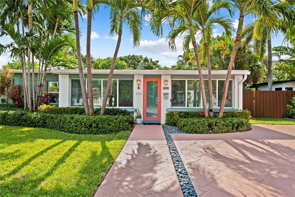 Photo of 1711 NE 18th Avenue, Fort Lauderdale, FL 33305 (MLS # F10442915)