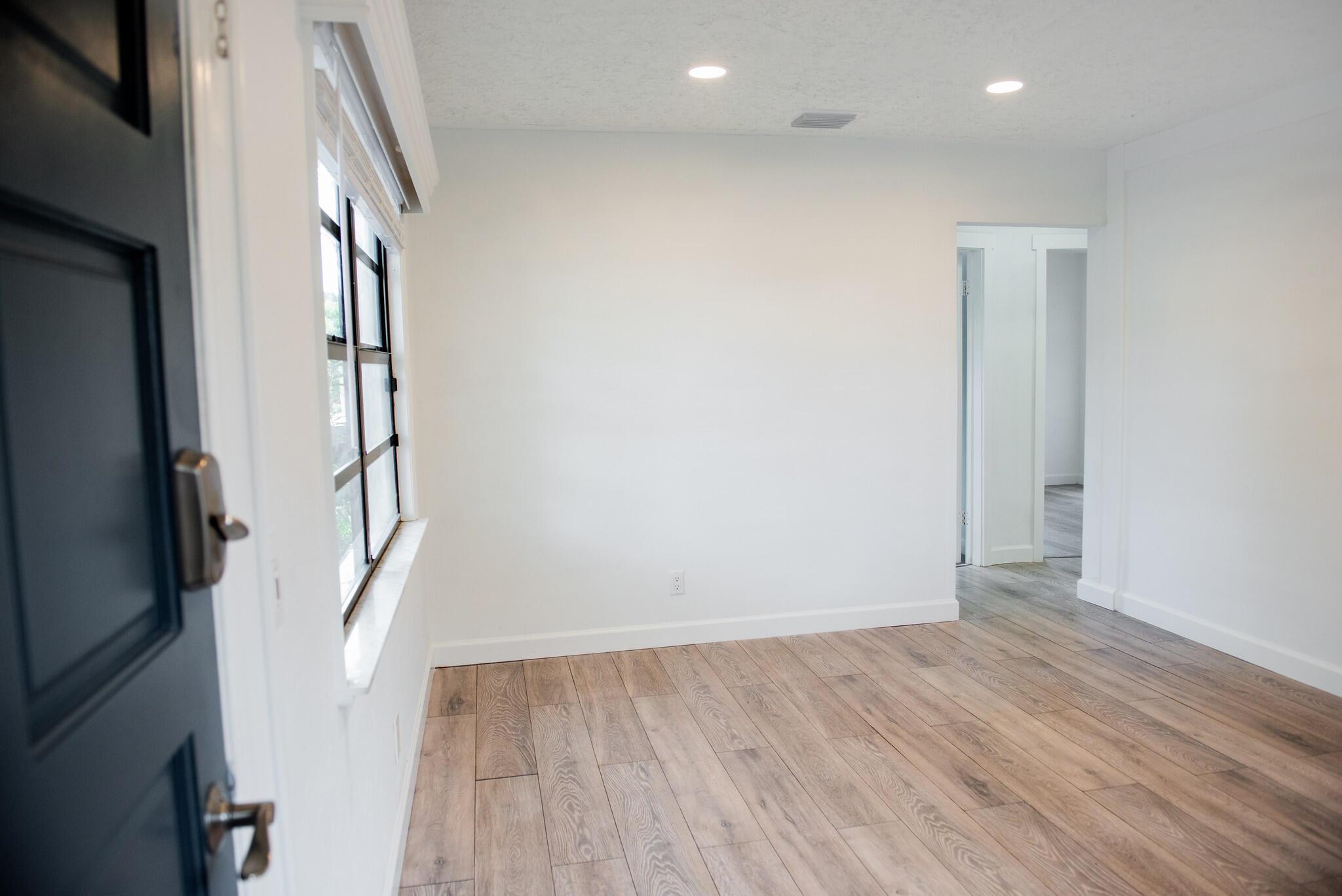 LAKE WORTH TOWN OF - Residential