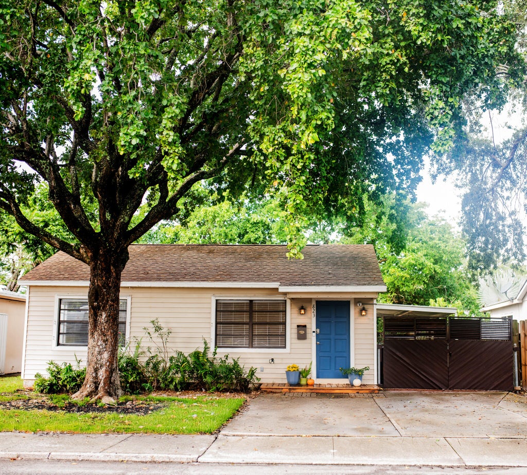 Photo of 823 N C Street, Lake Worth Beach, FL 33460 (MLS # R11139039)