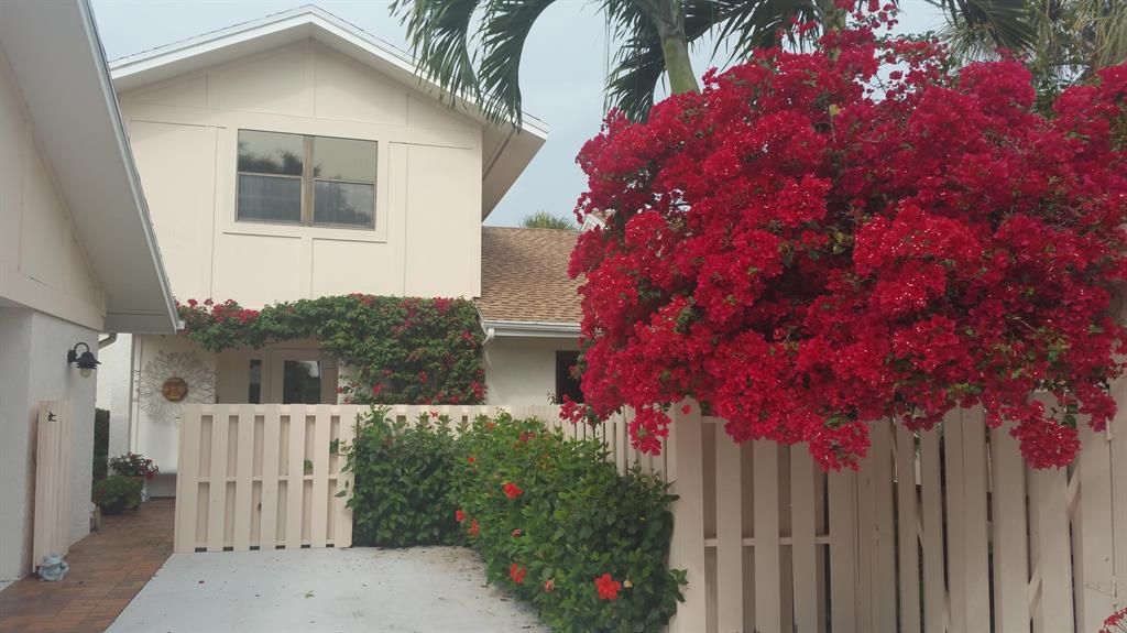 Photo of 3847 Cape Pointe Circle, Jupiter, FL 33477 (MLS # R10701124)