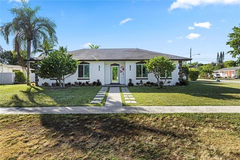 A home in Plantation