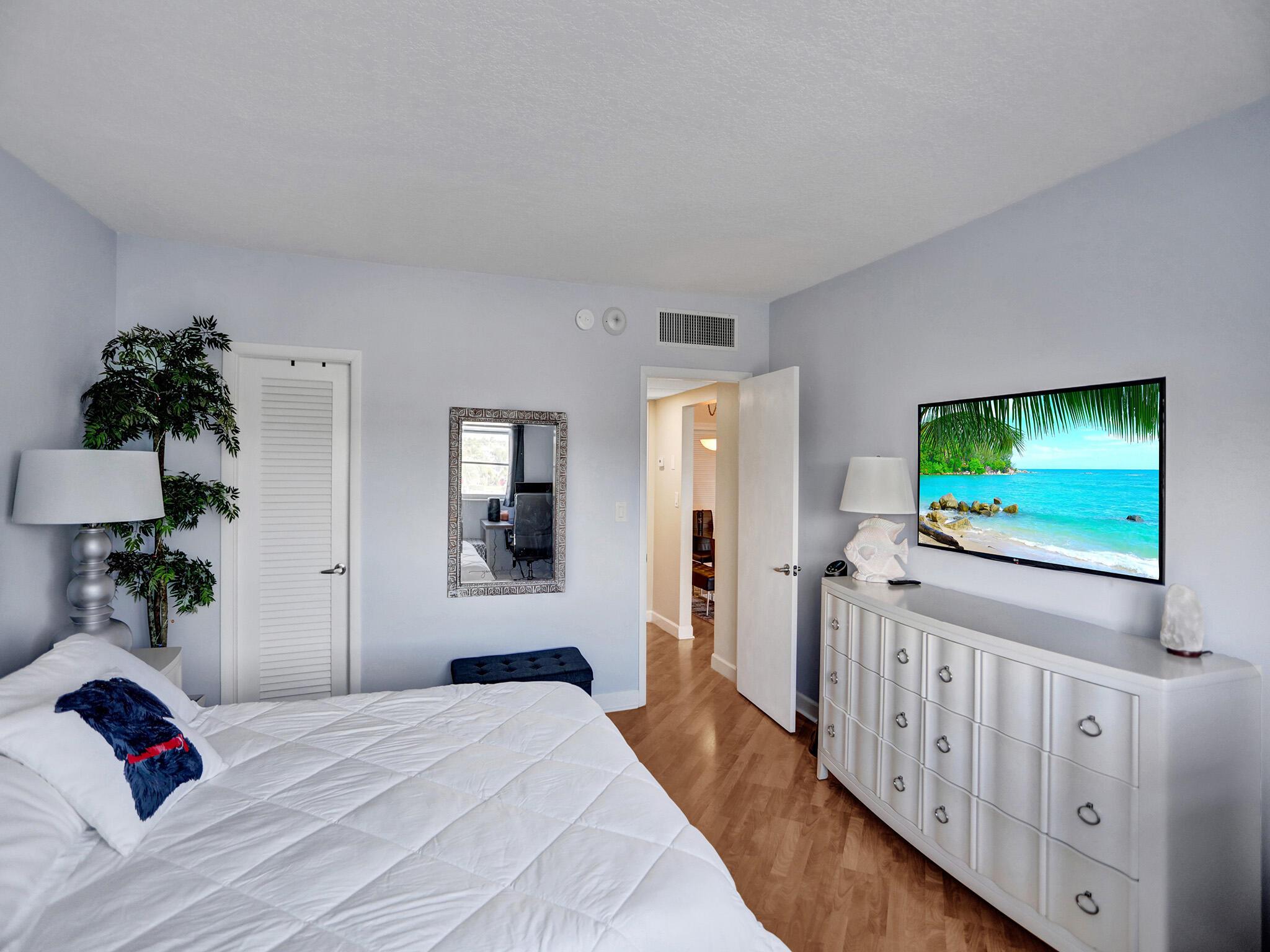 PATRICIAN CONDO - Residential