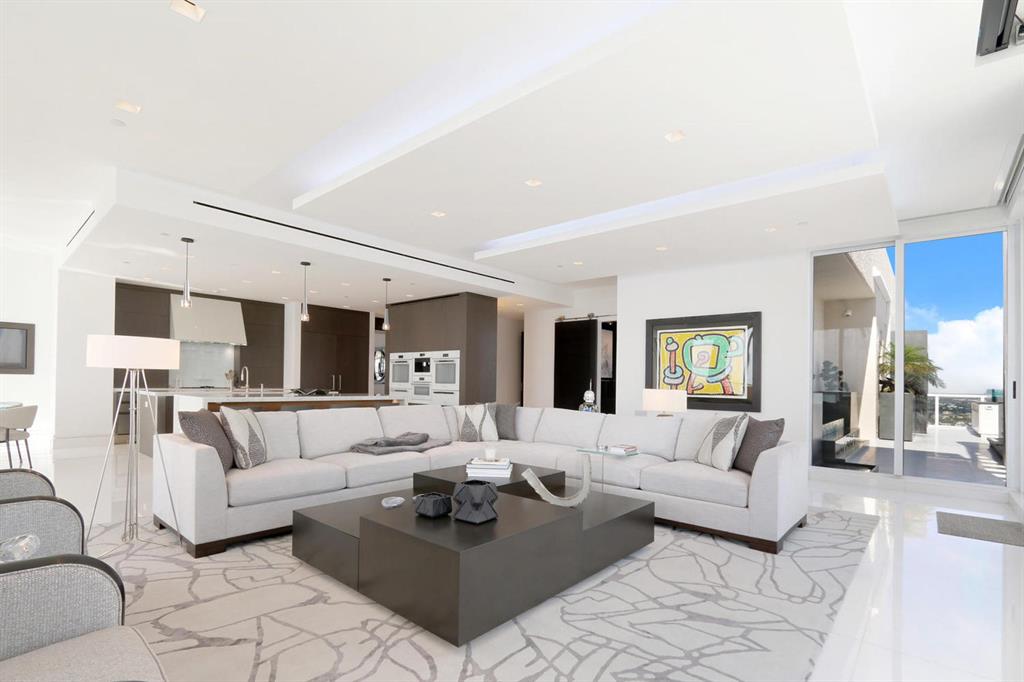 2700 NORTH OCEAN CONDO - Residential