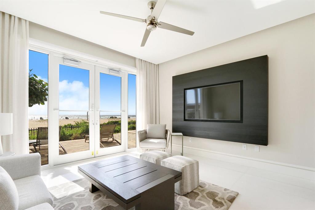 2700 NORTH OCEAN CONDO - Residential