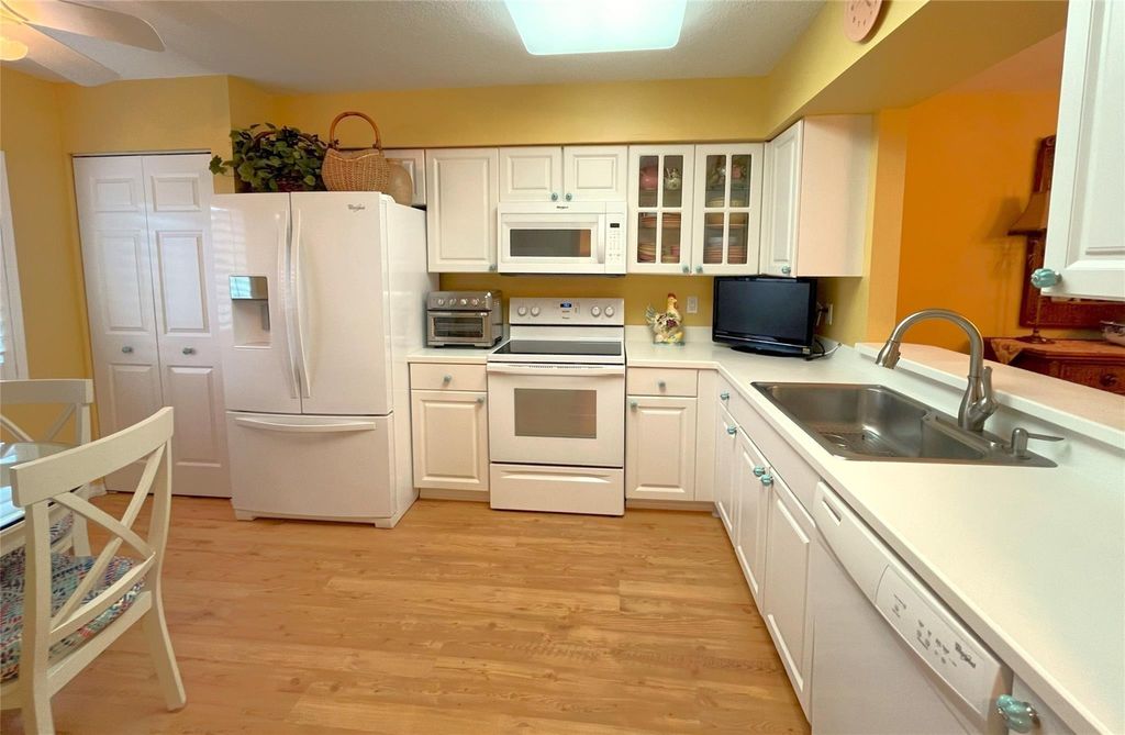 Photo of 5749 Gemstone Court #403, Boynton Beach, FL 33437 (MLS # R11117627)
