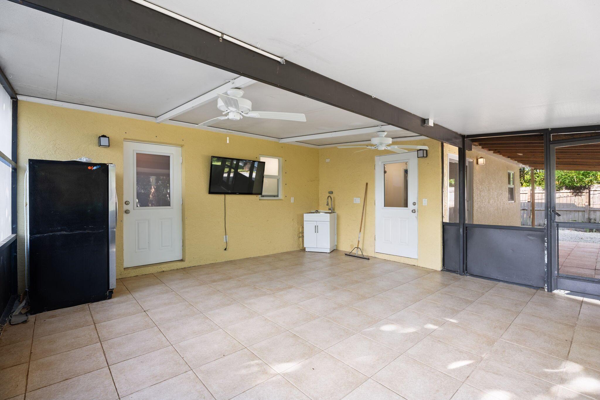 GREYNOLDS HIGHLANDS - Residential Lease