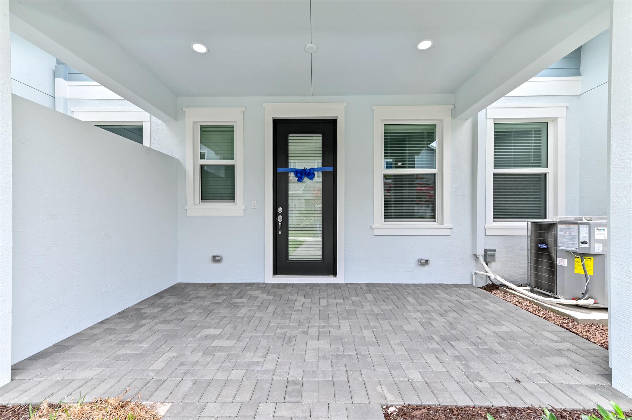 4093 S Longwood Lake Square