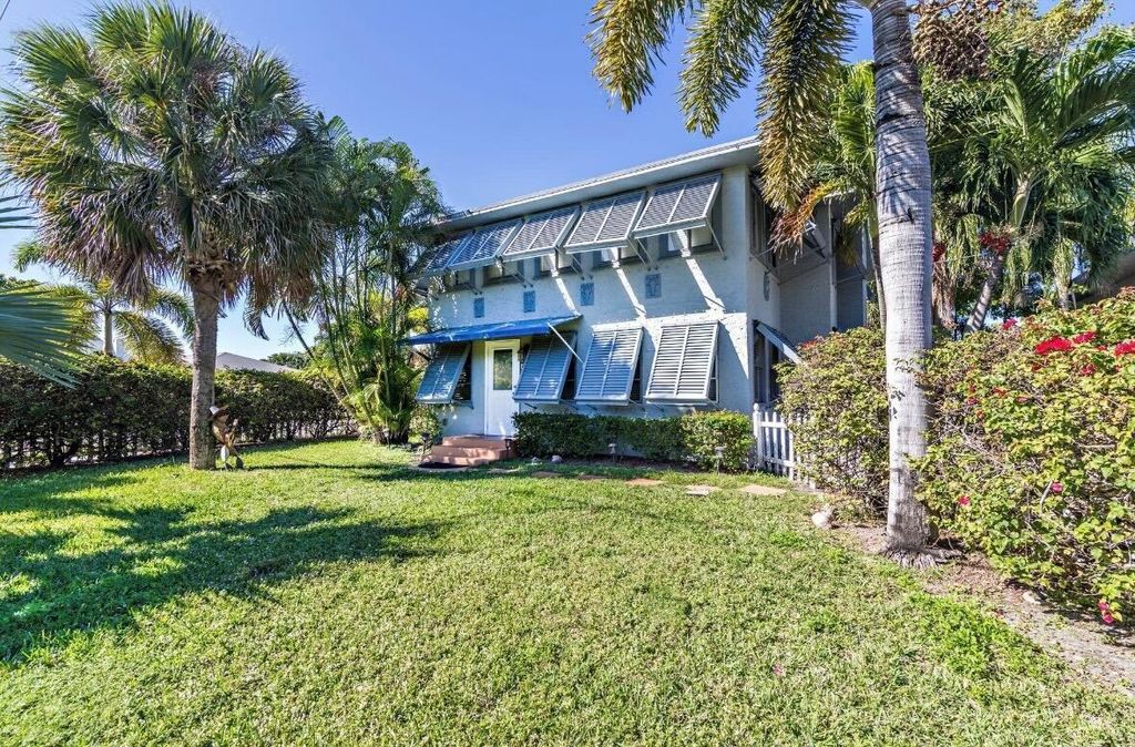 Photo of 4205 N Flagler Drive #5, West Palm Beach, FL 33407 (MLS # R11034066)