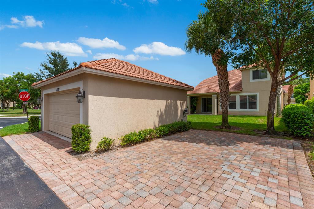 MONTECITO - Residential