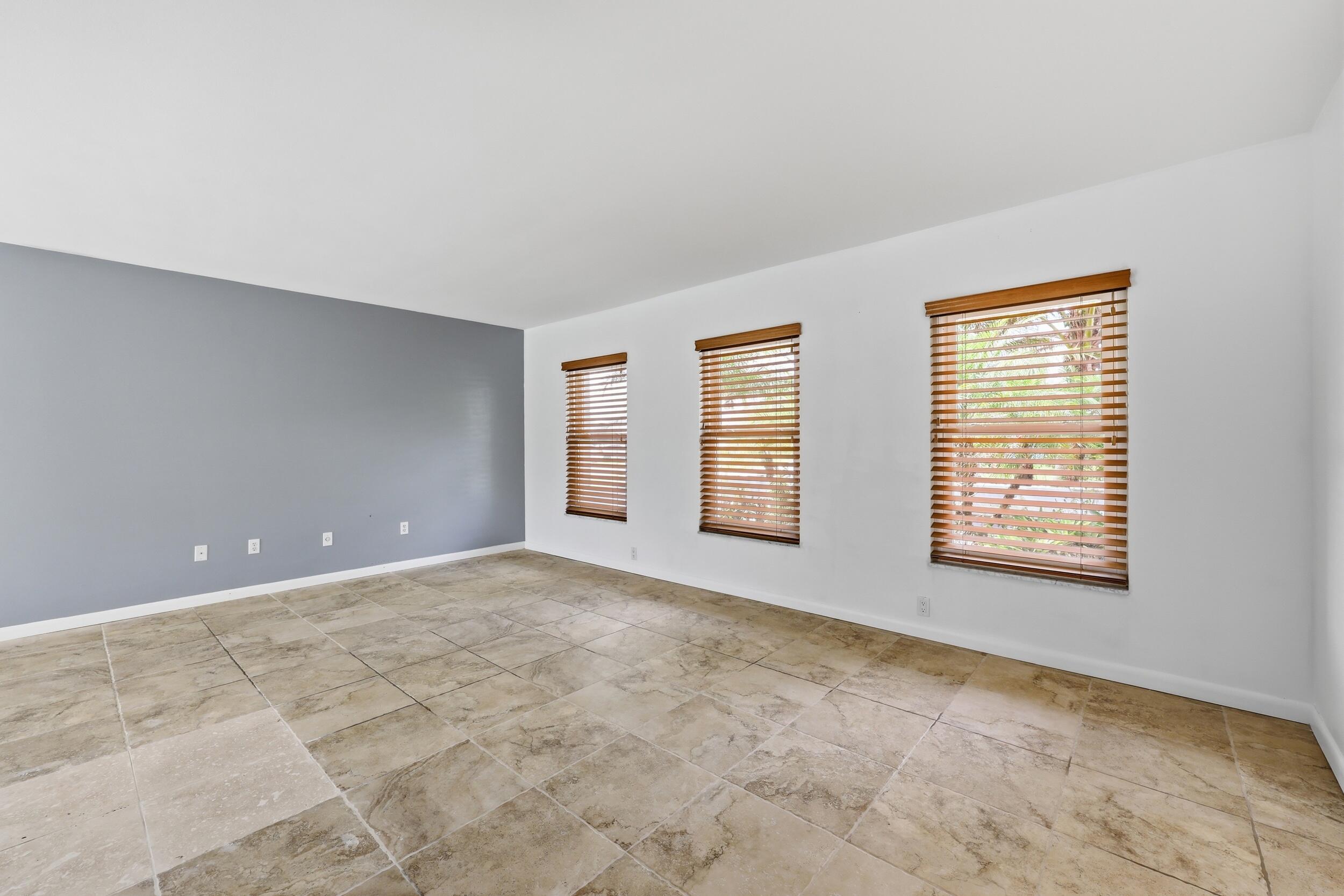 PALM BEACH GARDENS 6 - Residential