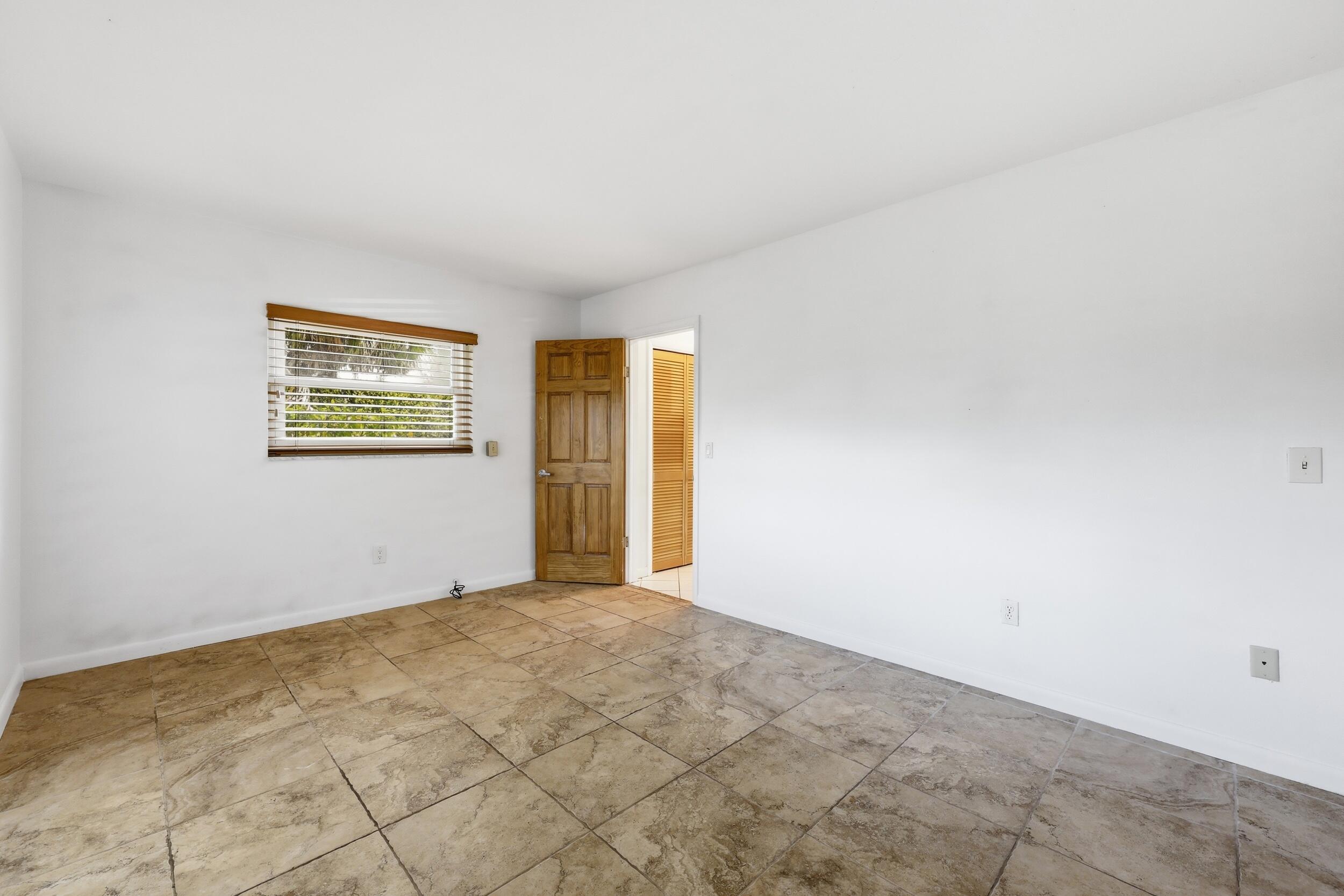 PALM BEACH GARDENS 6 - Residential