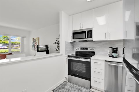 175 Fanshaw E 175 Boca Raton FL 33434