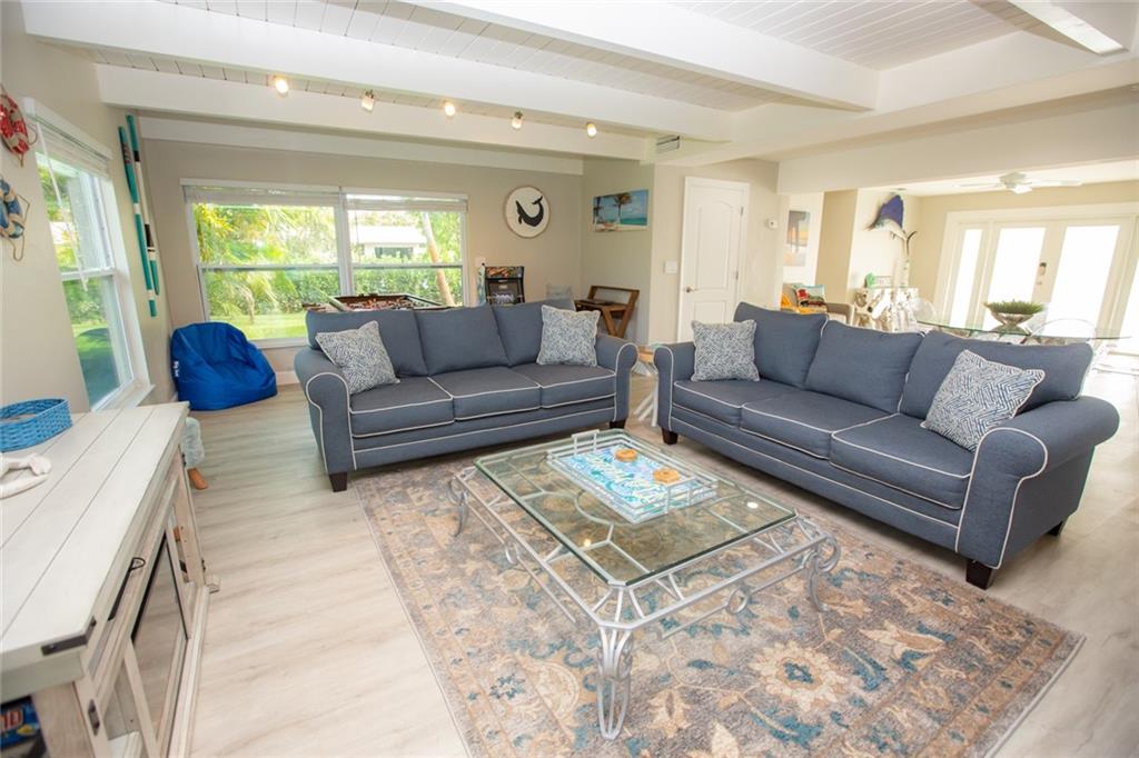 Coral Key Villas - Residential