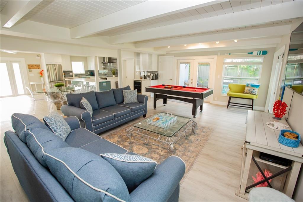 Coral Key Villas - Residential