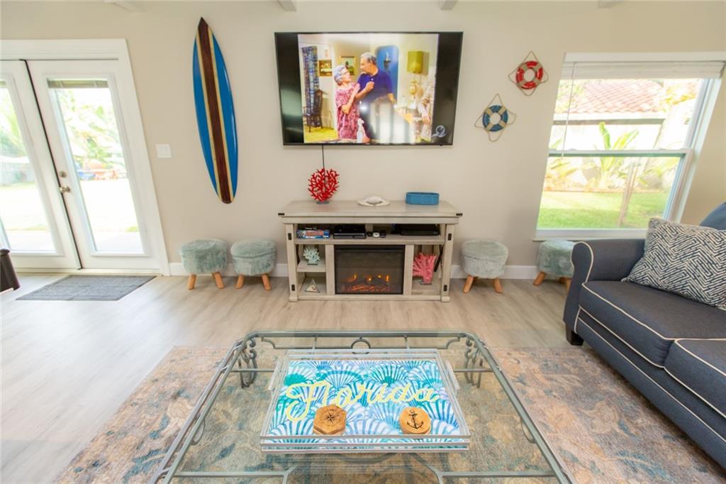 Coral Key Villas - Residential