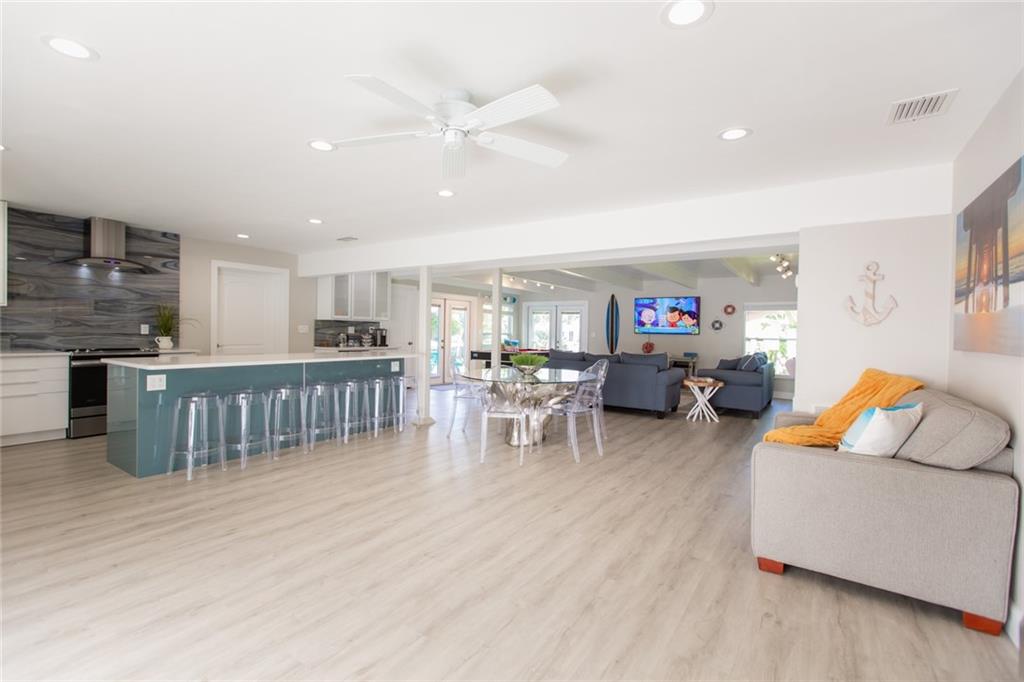 Coral Key Villas - Residential