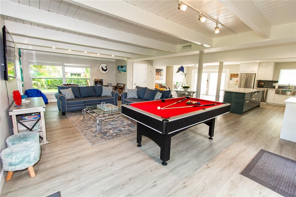 Coral Key Villas - Residential