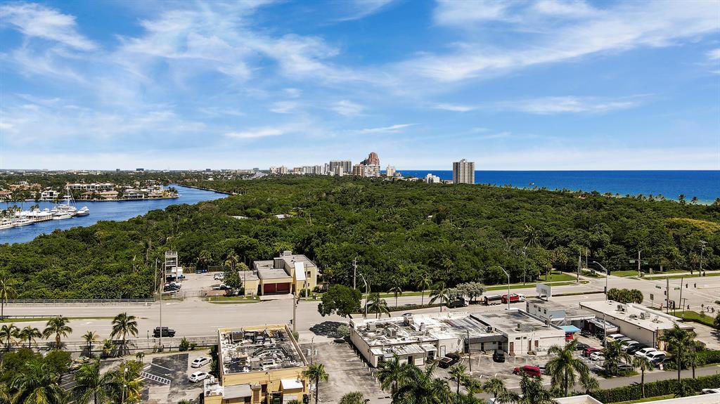 LE CLUB INTERNATIONAL - Residential