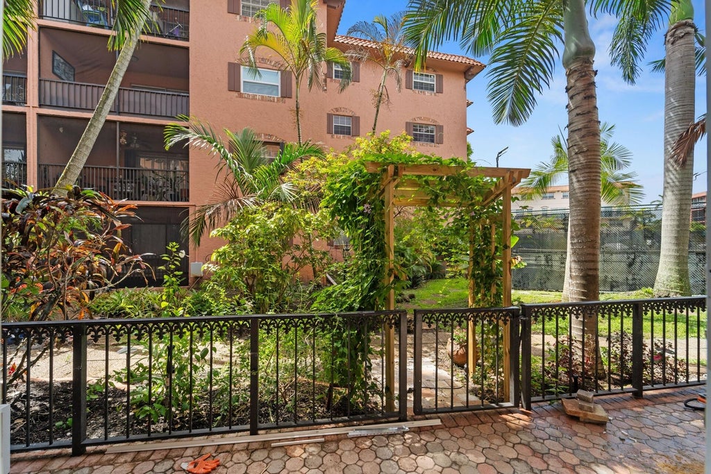 Photo of 620 Tennis Club Drive #103, Fort Lauderdale, FL 33311 (MLS # B26060771)