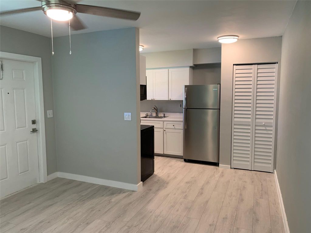 Photo of 4385 NE 13th Avenue, Oakland Park, FL 33334 (MLS # F10549032)