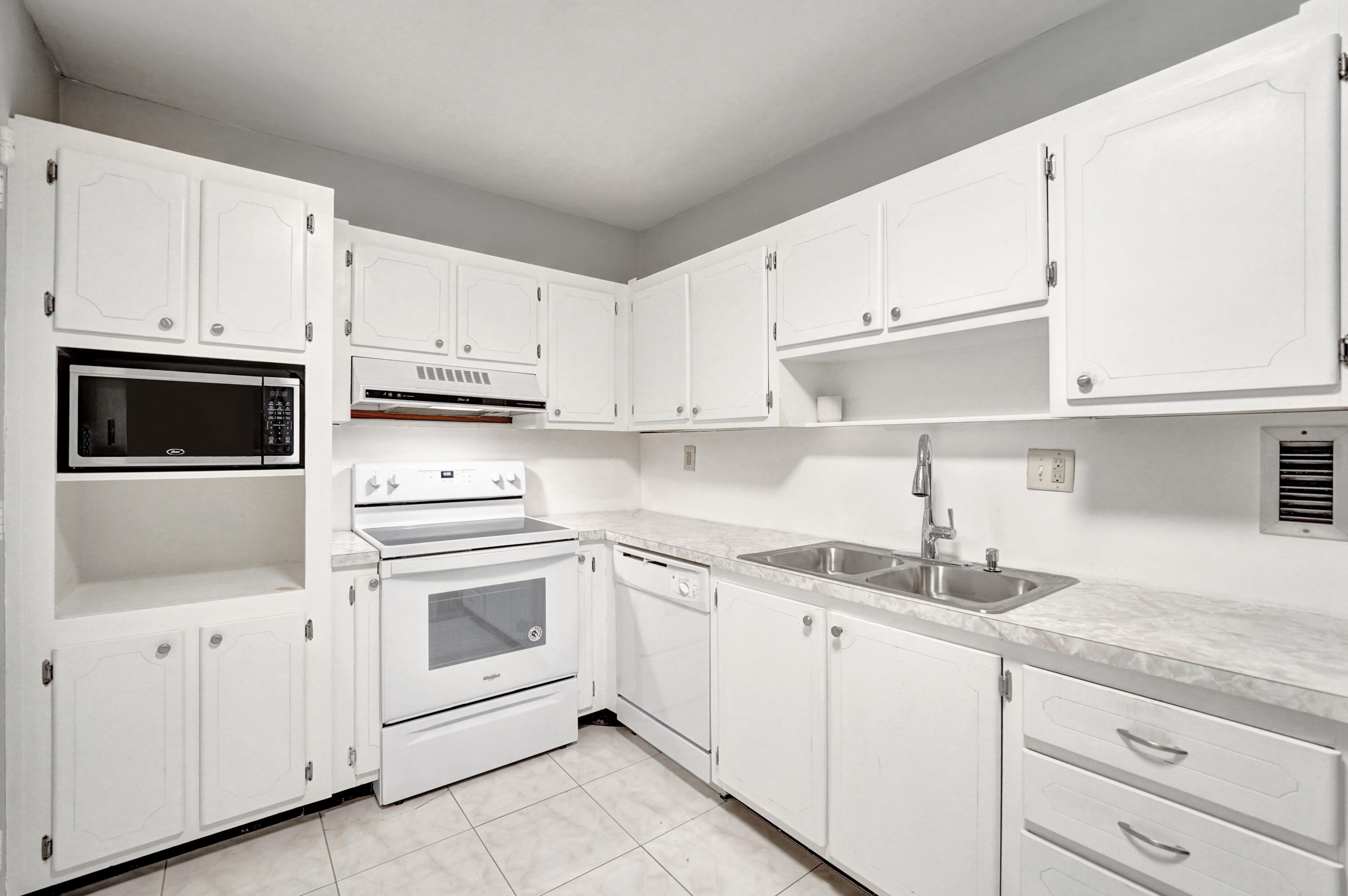 GALT TOWERS CONDO - Residential