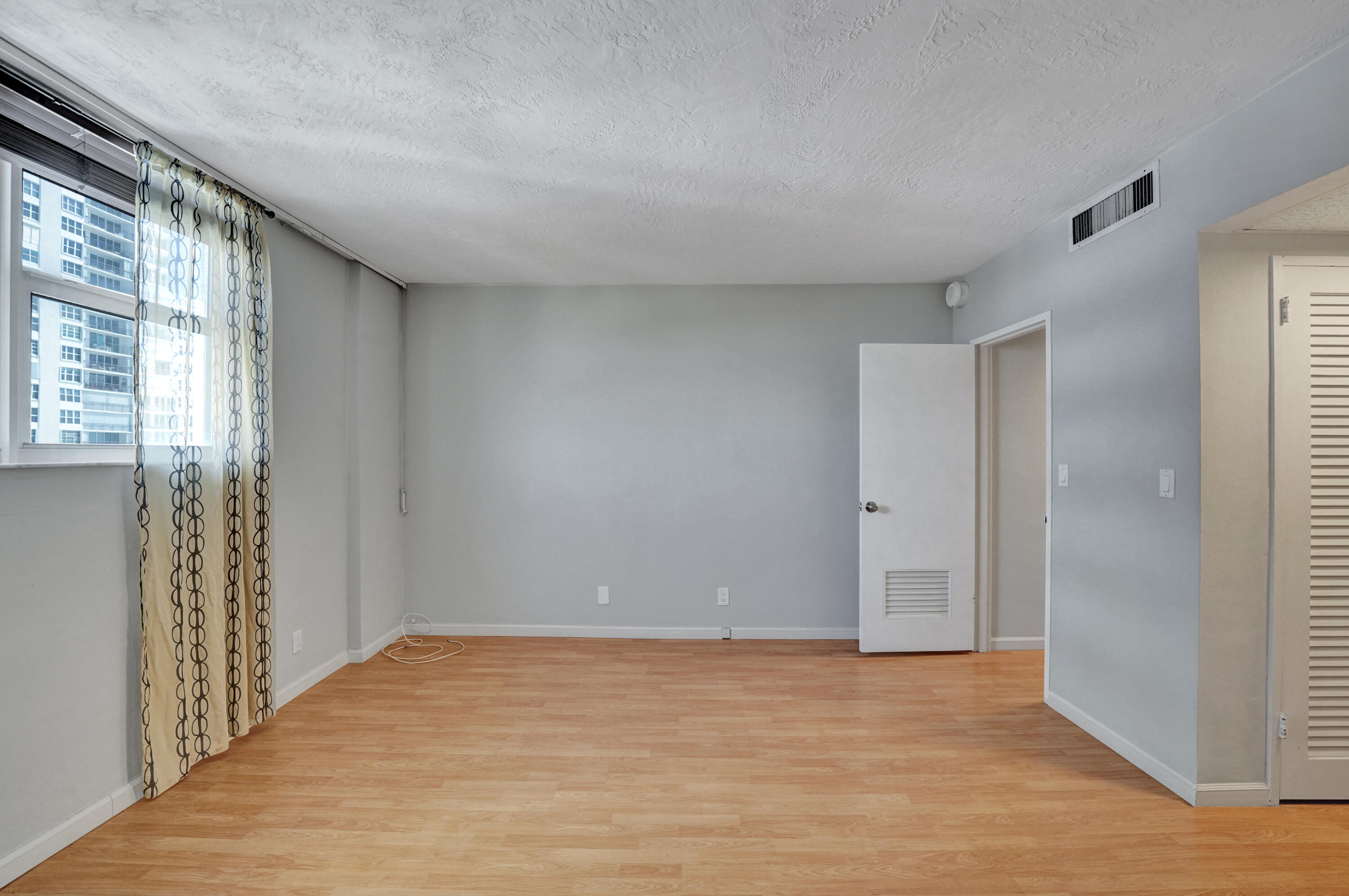 GALT TOWERS CONDO - Residential