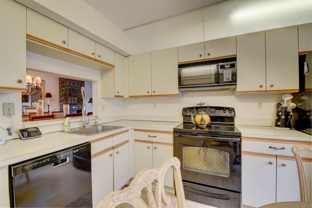 LAKES OF DELRAY - Residential