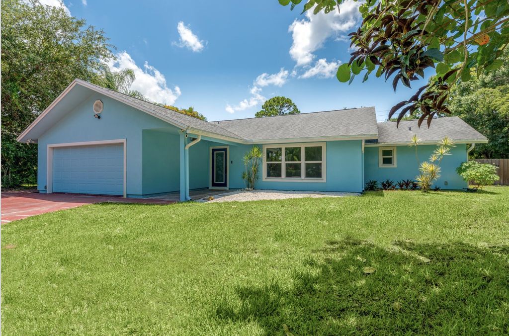 Photo of 784 SW Wisper Bay Drive, Palm City, FL 34990 (MLS # R10896428)