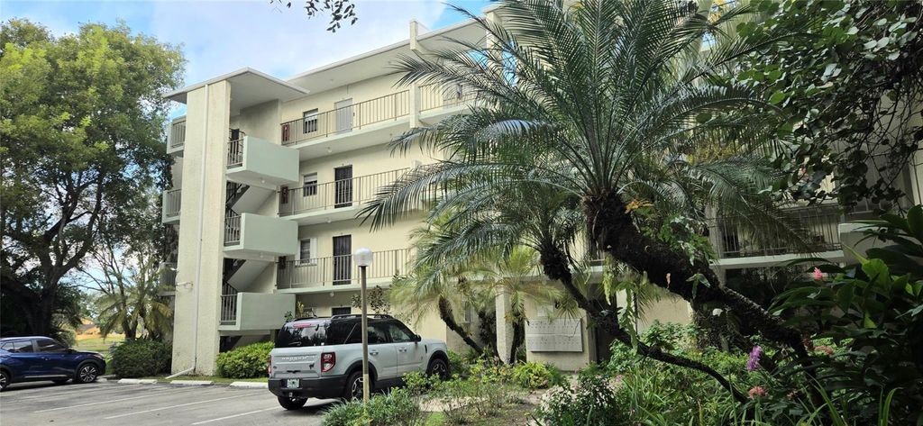 Photo of 8951 N New River Canal Road #1B, Plantation, FL 33324 (MLS # F10546816)