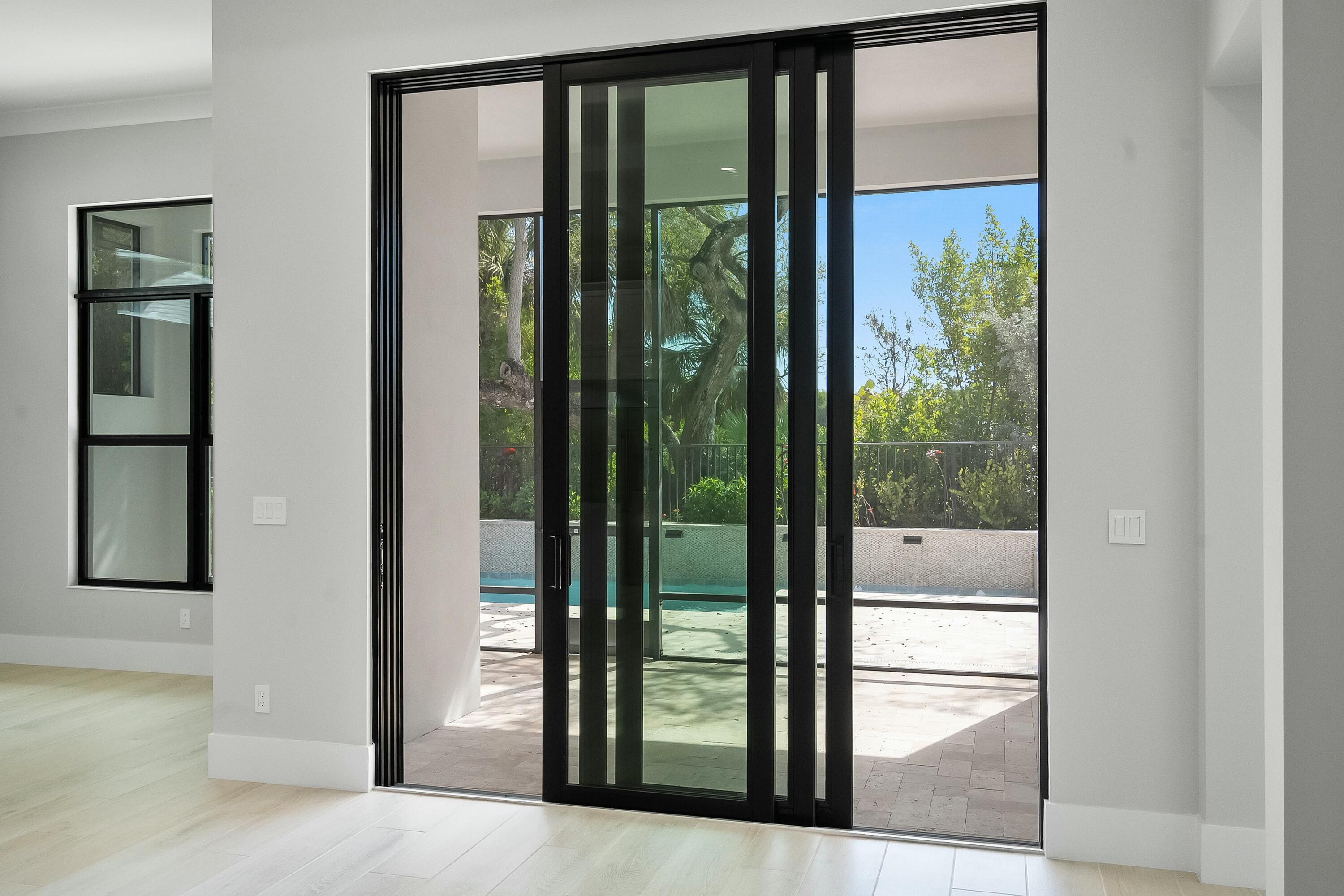 SEAGLASS P. D. - Residential