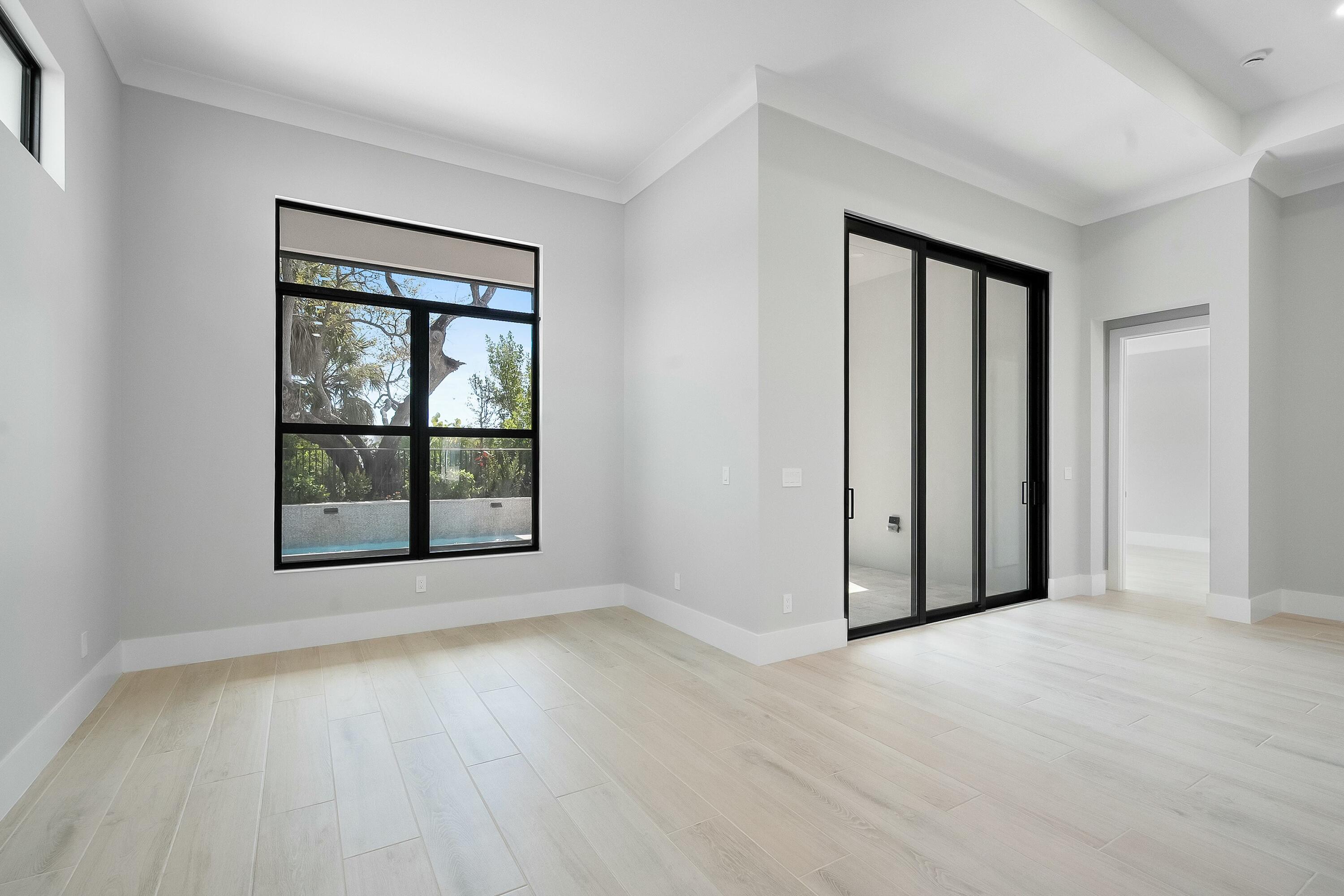 SEAGLASS P. D. - Residential