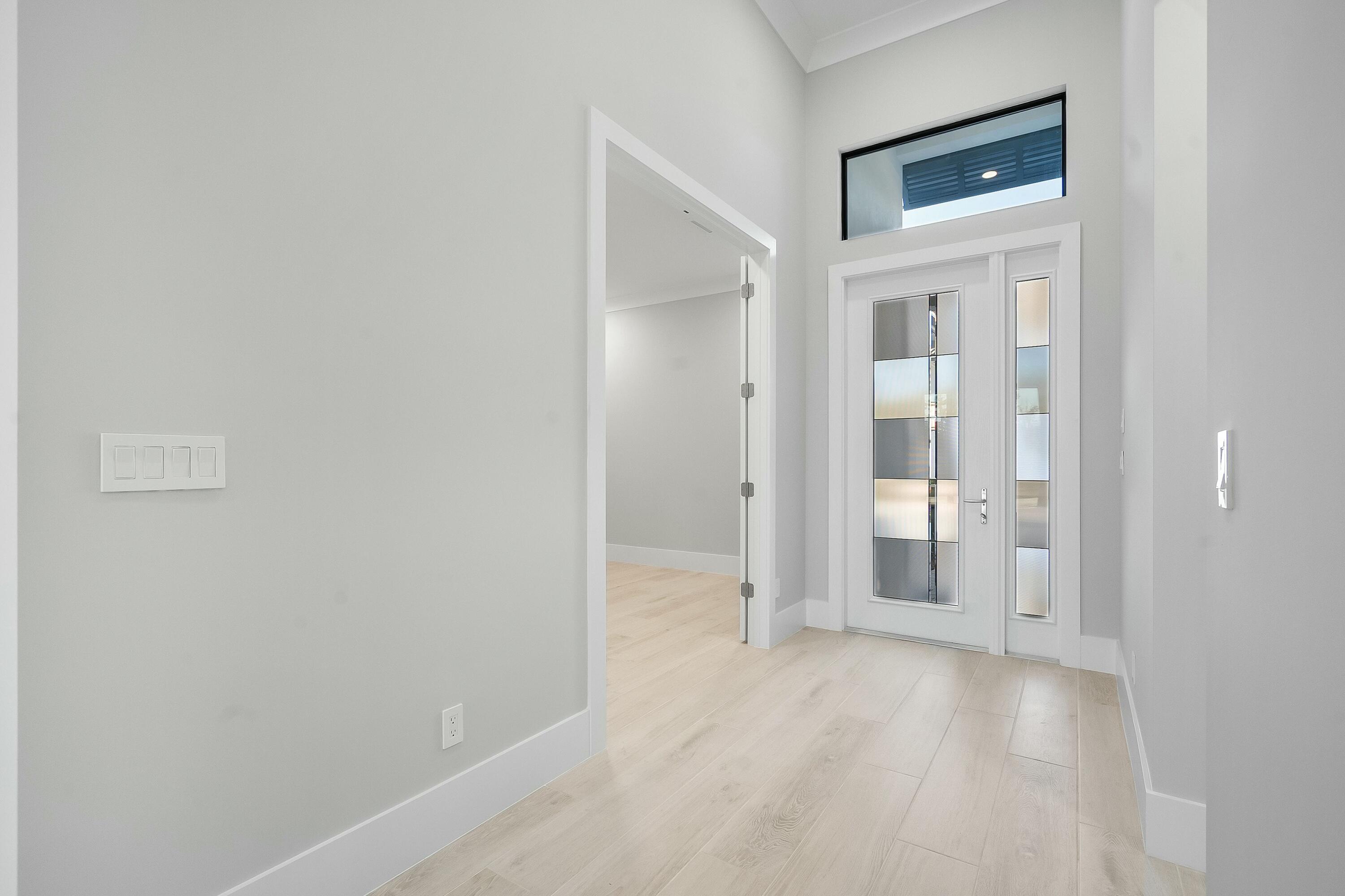 SEAGLASS P. D. - Residential