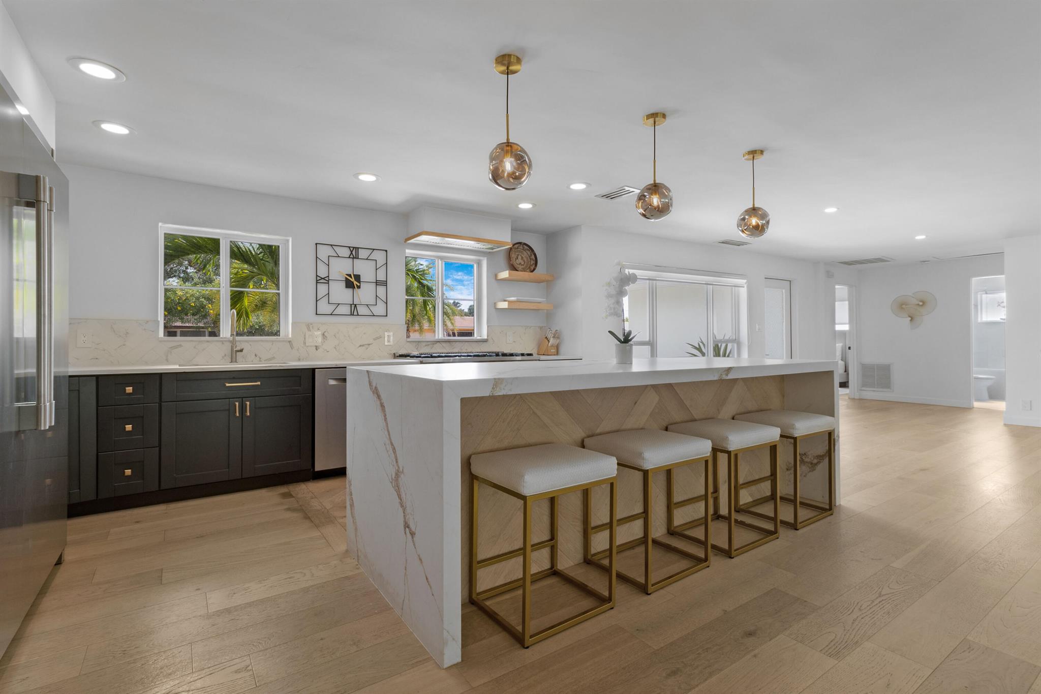 2862 NE 35th Court