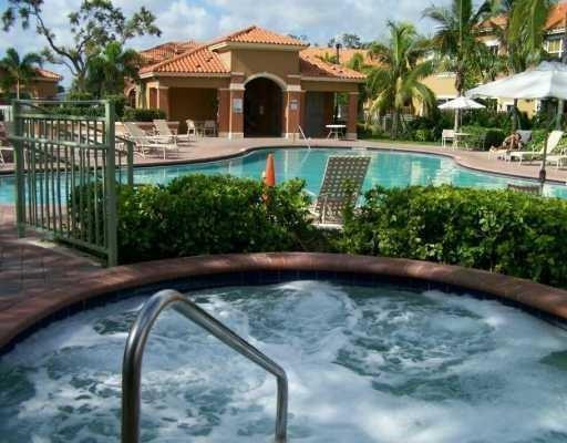 VILLAS AT HARBOR ISLES - Residential