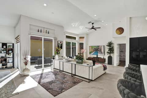 Tiny photo for 5860 NW 120th Avenue, Coral Springs, FL 33076 (MLS # B26050412)