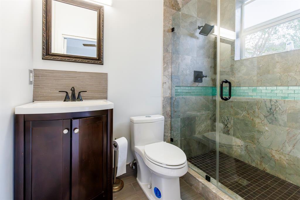 Embassy Lakes Ph II 141-4 - Residential Lease