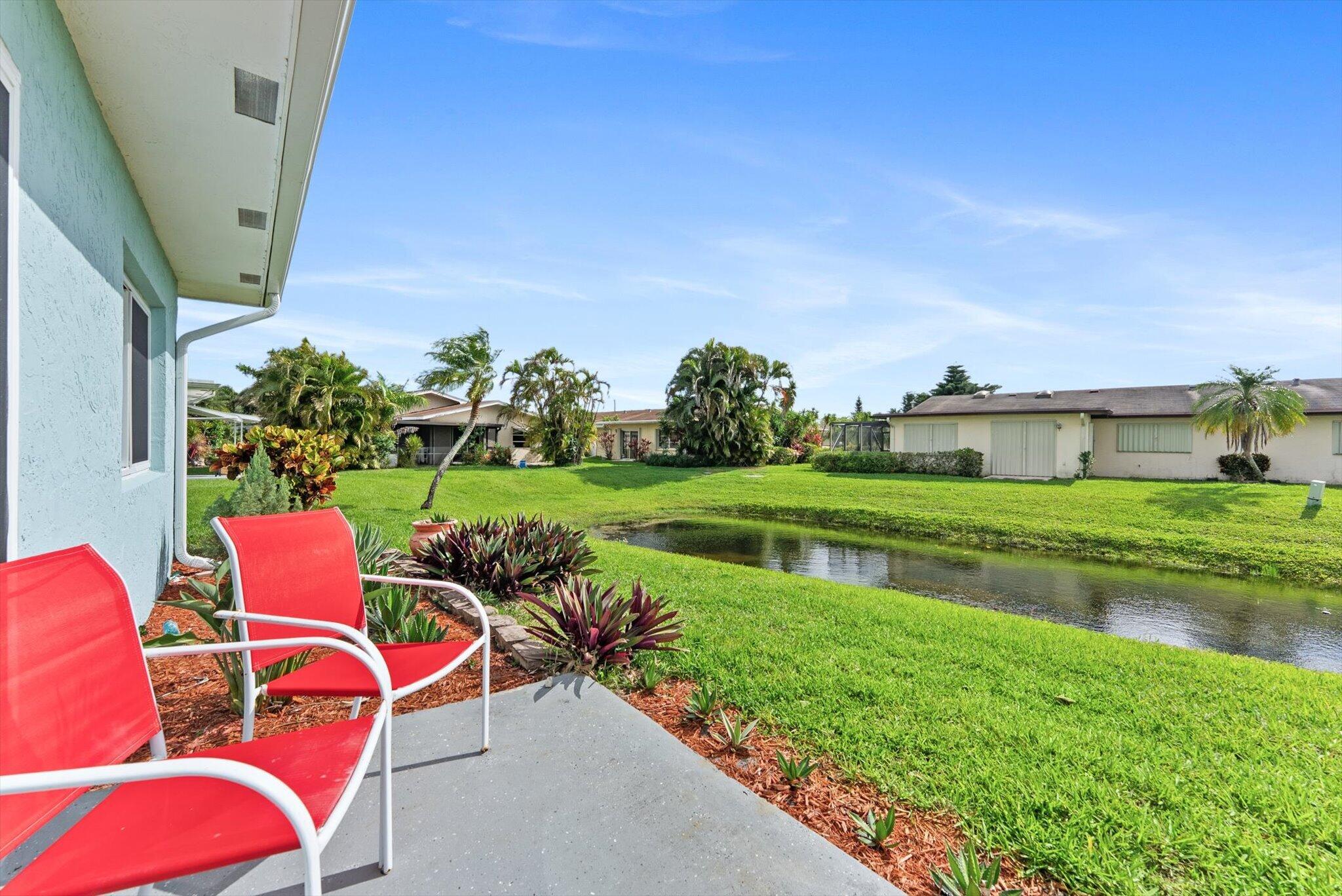 DELRAY VILLAS 4 - Residential