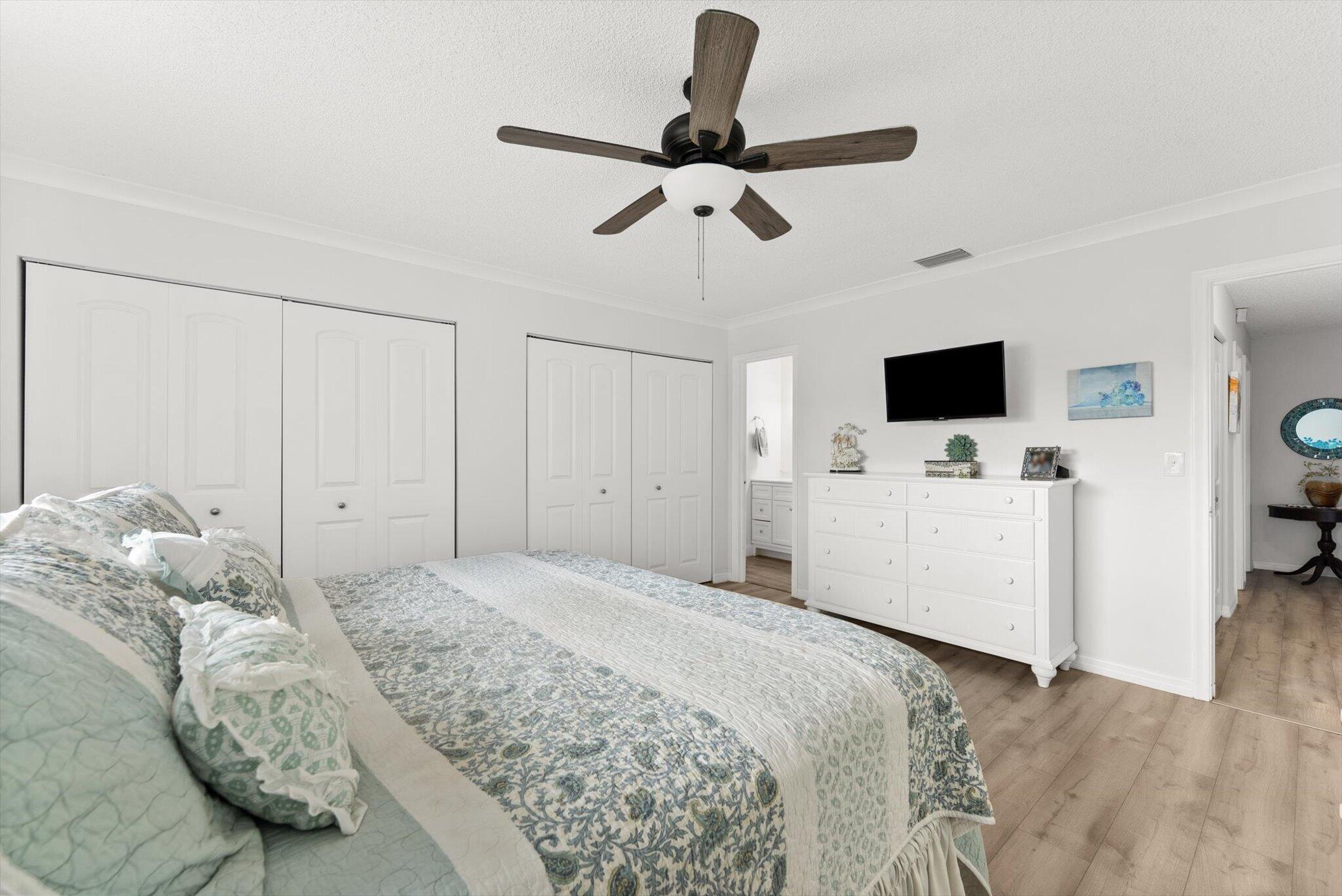 DELRAY VILLAS 4 - Residential