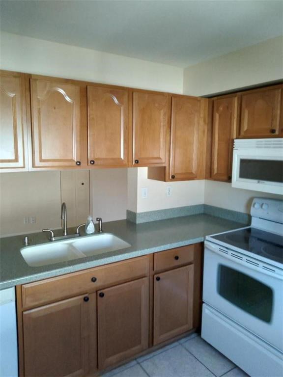 GARDENS NORTH TWO CONDO - Residential Lease