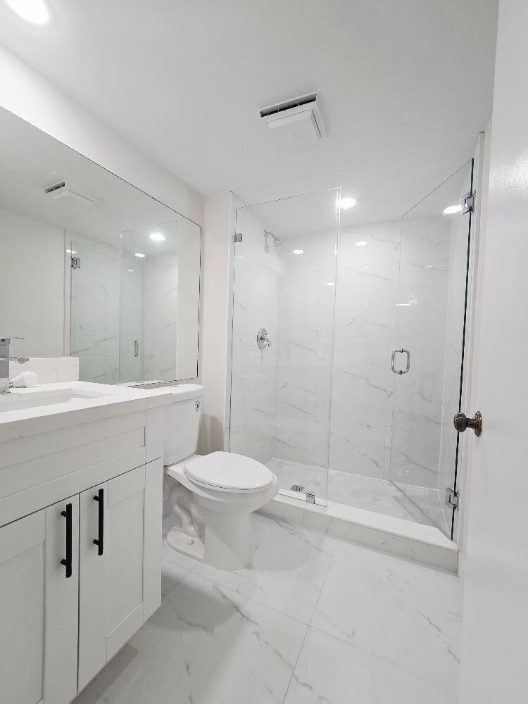 SHERWOOD LAKES - Residential