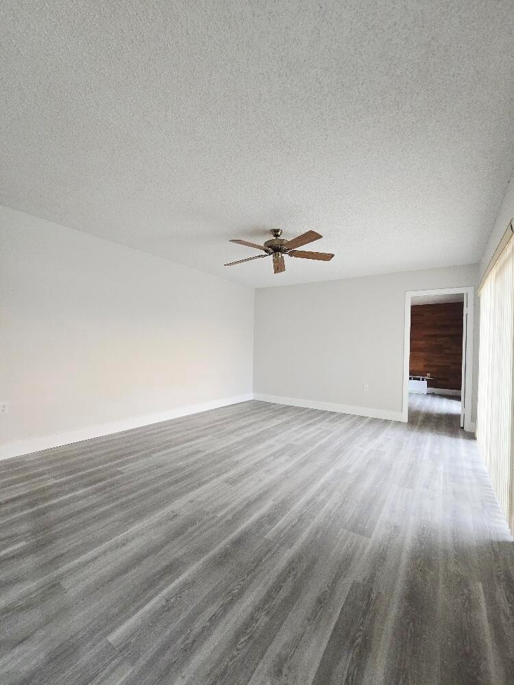 SHERWOOD LAKES - Residential