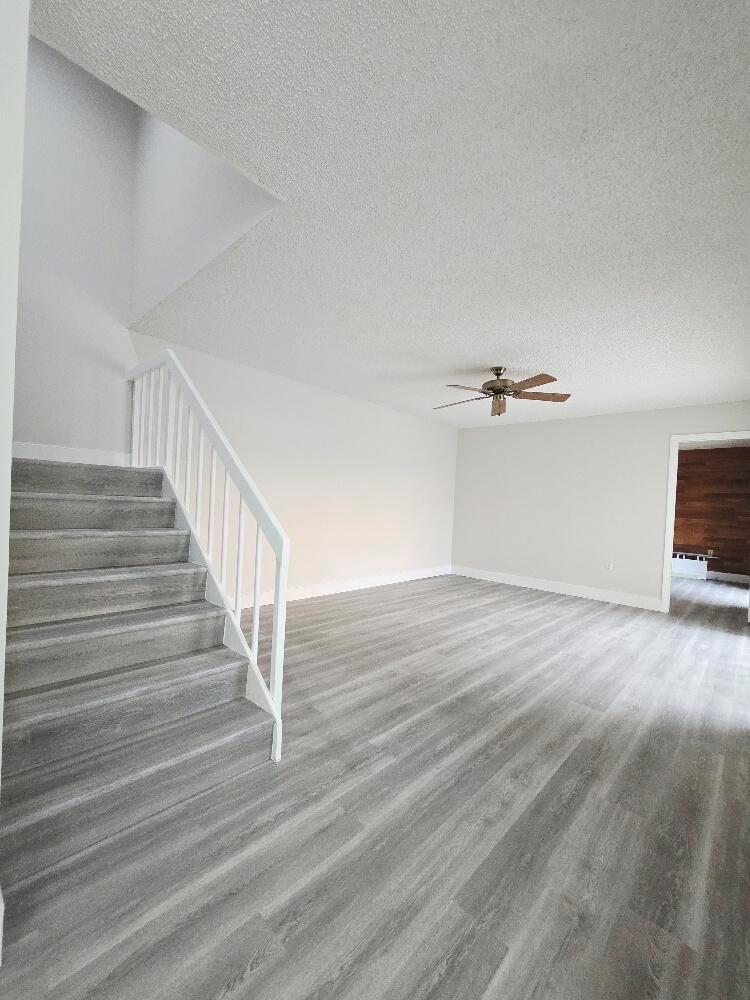 SHERWOOD LAKES - Residential