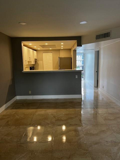 VERSAILLES GARDENS CONDO - Residential Lease