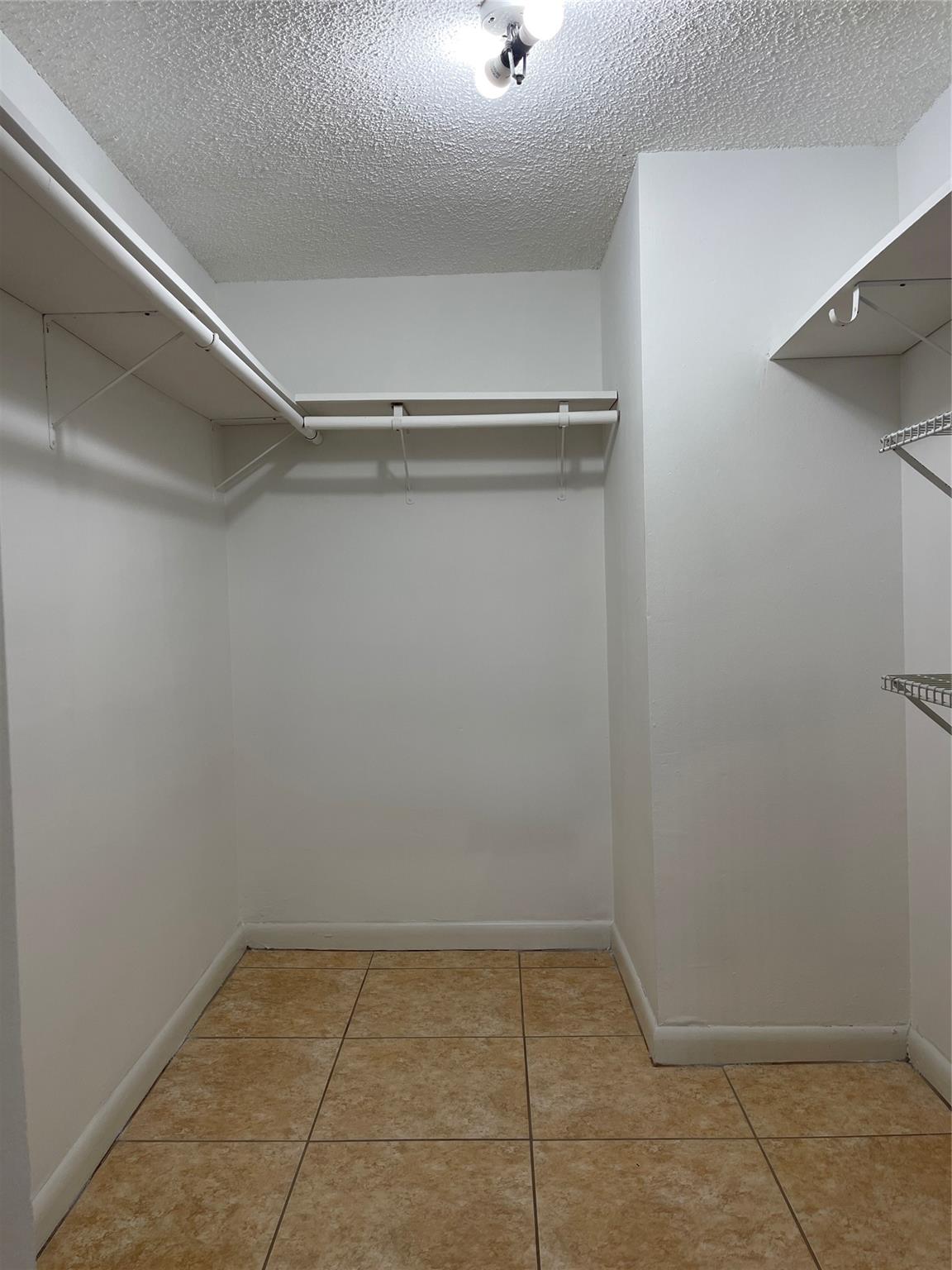 Villas De Venezia Condo - Residential Lease