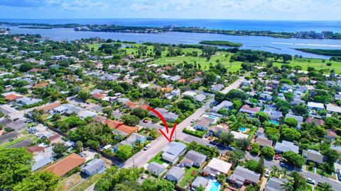 A home in Lake Worth Beach