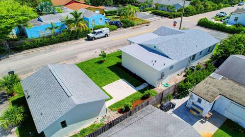 A home in Lake Worth Beach