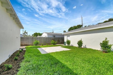 A home in Lake Worth Beach