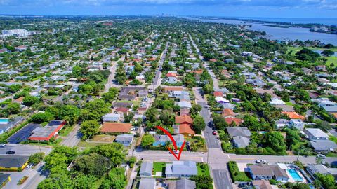 A home in Lake Worth Beach