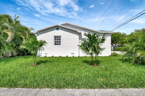 A home in Lake Worth Beach